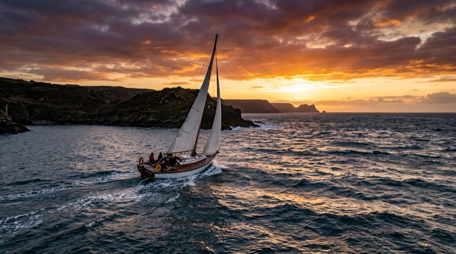 Story frame 2: sailboat heading out